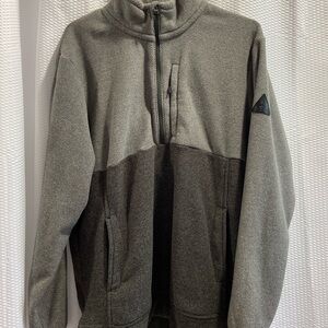 Ascend Men’s pullover